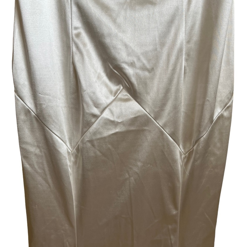 NWT Muxxn Boutique White Satin Sleeveless Gown Large - Picture 2 of 4